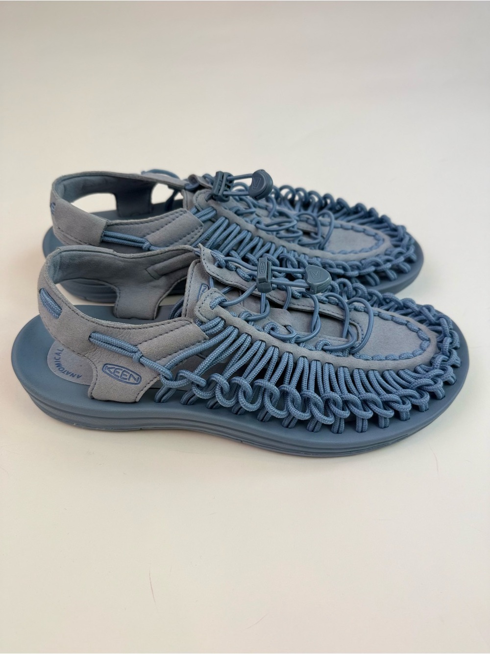 Keen Uneek Women's Sandals - Dusty Blue size 11